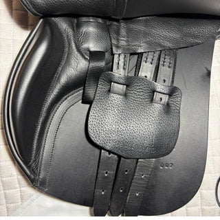 Albion K2 GP Adjusta Black 17.5" M 7 | Saddles Direct