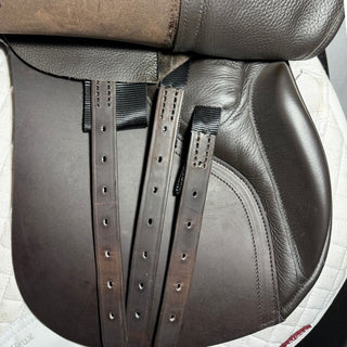 Albion K2 GP ADJUSTA Brown 17.5" MW 8 | Saddles Direct