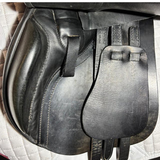 Albion K2 legend GP Black 17.5" W 7 | Saddles Direct