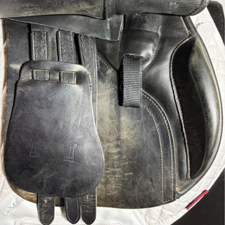 Albion K2 legend GP Black 17.5" W 8 | Saddles Direct