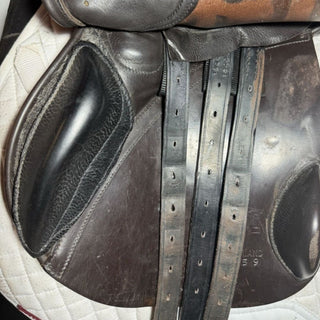 Albion Kontrol Jump Brown 17.5" W 7 | Saddles Direct