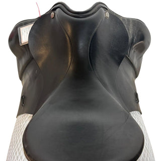 Albion Platinum Ultima Dressage Black 17.5" MW 6 | Saddles Direct