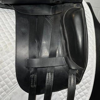 Black Albion SL Adjusta Dressage Black 17" W 7 - Saddles Direct