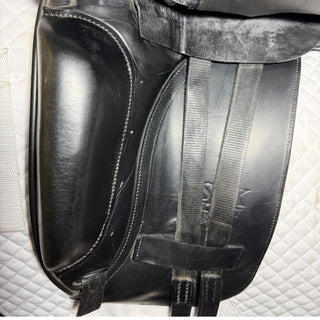 Albion SLK Dressage Black 17" W 7 | Saddles Direct
