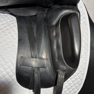 Albion SLK LH NS Dressage Black 17" W 6 | Saddles Direct