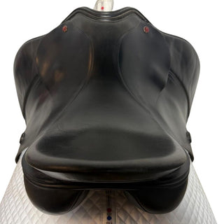 Albion SLK LH SS Black 17" XW 6 | Saddles Direct