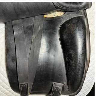 Amerigo Cervia Dressage Black 17.5" +1.5 MW 8 | Saddles Direct