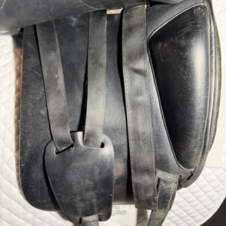 Amerigo Classic Dressage Black 17.5" NM 8 | Saddles Direct