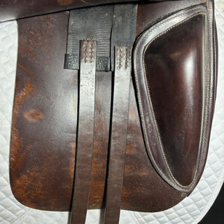 Amerigo DJ Pinerolo Dressage Brown 17.5" W +2 8 | Saddles Direct