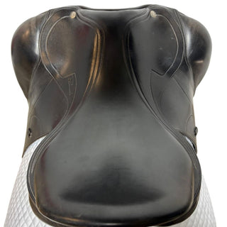 Amerigo Pinerolo Dressage Black 17" +4 XXW 5 | Saddles Direct