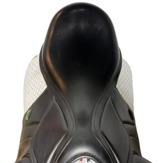 Amerigo Vega Dressage Black 17.5" M 4 | Saddles Direct