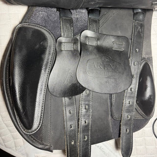 Arena All Purpose GP Black 17" ADJ 7 | Saddles Direct