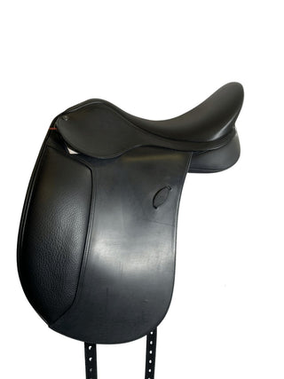 Arena Cob Dressage *NEW* Black 17" 1 | Saddles Direct