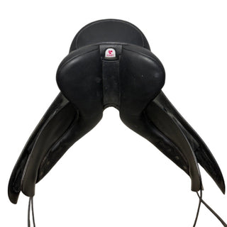 Arena Cob/Wide Dressage Black 16.5" ADJ 9 | Saddles Direct