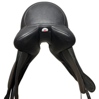Arena Dressage Black 16.5" ADJ 9 | Saddles Direct