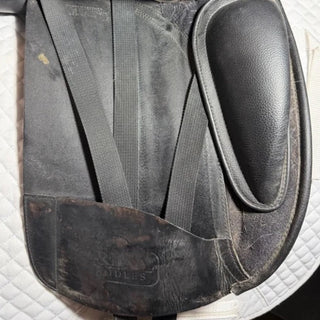 Arena Dual Flap Dressage Black 17" ADJ 8 | Saddles Direct