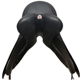 Arena Dual Flap Wide/Cob Dressage Black 17" ADJ 9 | Saddles Direct