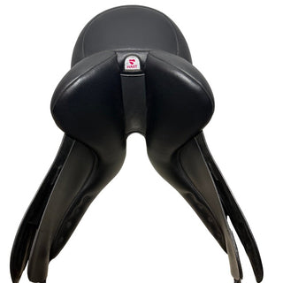 Arena High Wither Dressage Black 17.5" ADJ 9 | Saddles Direct