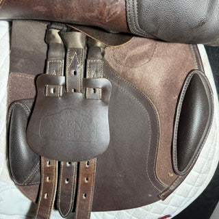 Arena Jump Brown 16.5" ADJ 8 | Saddles Direct