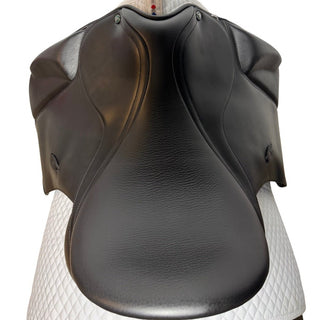 Arena Monoflap Dressage Black 16.5" ADJ 6 | Saddles Direct