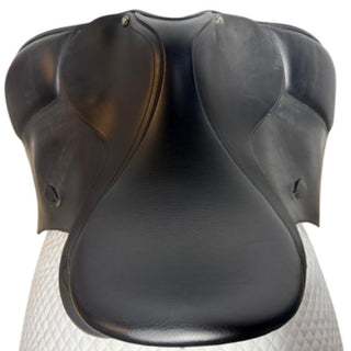 Arena Wide/Cob Dressage Black 16.5" ADJ 6 | Saddles Direct