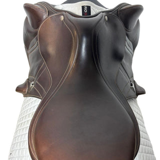 Bates Advanta Jump Brown 17.5" ADJ 6 | Saddles Direct