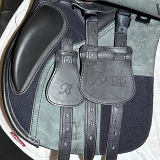 Bates All Purpose GP Heritage Black 17" ADJ 7 | Saddles Direct