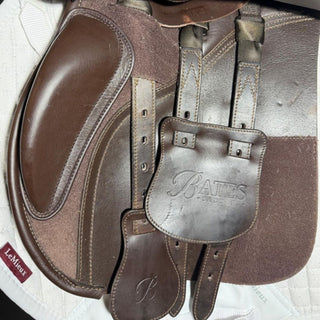 Bates All Purpose GP Heritage Brown 16.5" ADJ 7 | Saddles Direct