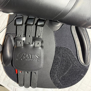 Bates Apex Jump Black 17" ADJ 9 | Saddles Direct
