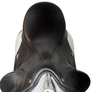 Bates Artiste Monoflap Dressage Black 17" ADJ 4 | Saddles Direct