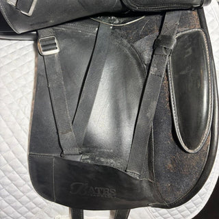Bates Dressage Black 17" ADJ 8 | Saddles Direct
