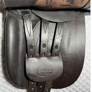 Black Country Classic *Euro Tree* Working Hunter/Show Brown 16.5" W 7 | Saddles Direct