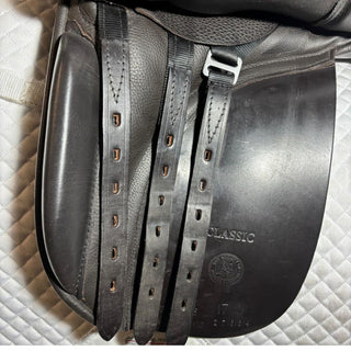 Black Country classic WH/Show Brown 17" W 7 | Saddles Direct