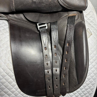 Black Country classic WH/Show Brown 17" W 8 | Saddles Direct