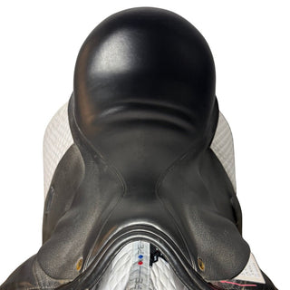 Black Country Eloquence *Classic Tree* Dressage Black 17.5" M 4 | Saddles Direct