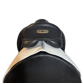 Black Country Eloquence Dressage *Classic Tree* Black 17" MW 5 | Saddles Direct