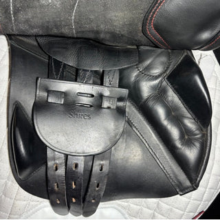 Black Country Etienne Jump Black 16.5" W 8 | Saddles Direct