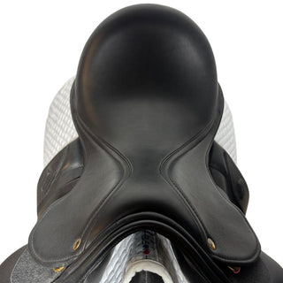 Black Country Vinici Dressage Black 17.5" MW 4 | Saddles Direct