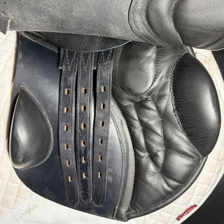 Black Country Wexford Jump Black 17.5" MW 8 | Saddles Direct