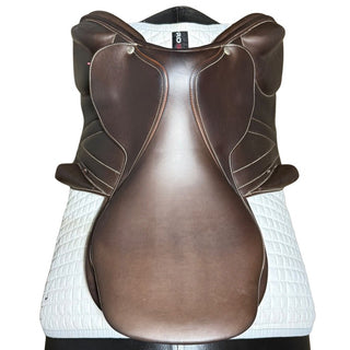 Butet "C" Monoflap Jump Brown 17.5" W 6 | Saddles Direct