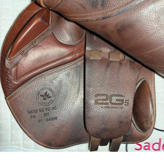 CWD 2GS Jump Brown 17" MW 6 | Saddles Direct