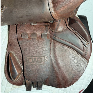 CWD SE01 Optim Jump Brown 17.5" M 8 | Saddles Direct