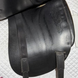 Equipe Emporio Dressage Black 17" MW +1 6 | Saddles Direct