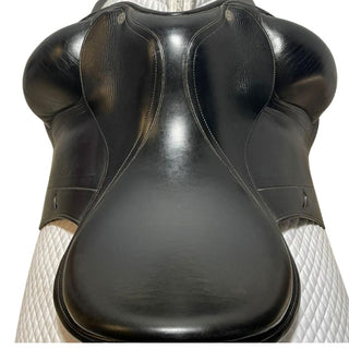 Equipe Emporio Dressage Black 17" MW 6 | Saddles Direct
