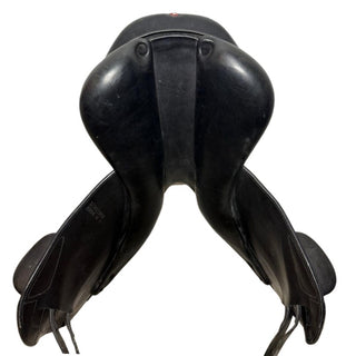 Equipe Synergy Monoflap Jump Black 17.5" M 7 | Saddles Direct