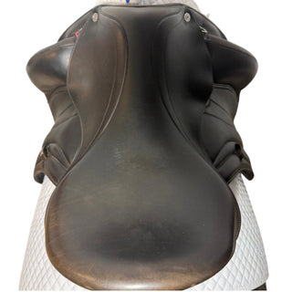 Equipe Viktoria Dressage Black 17" W +2 6 | Saddles Direct