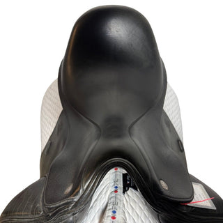 Fairfax Classic cup Dressage Black 17.5" ADJ 4 | Saddles Direct