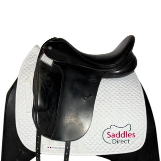 Fairfax Classic cup Dressage Black 17.5" ADJ 1 | Saddles Direct