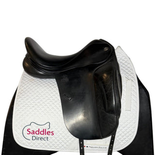 Fairfax Classic cup Dressage Black 17.5" ADJ 2 | Saddles Direct