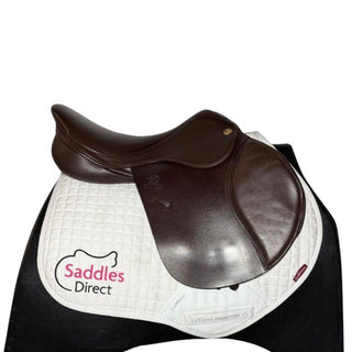 Fairfax Classic Cupped Flap Jump Brown 17.5" ADJ 2 | Saddles Direct